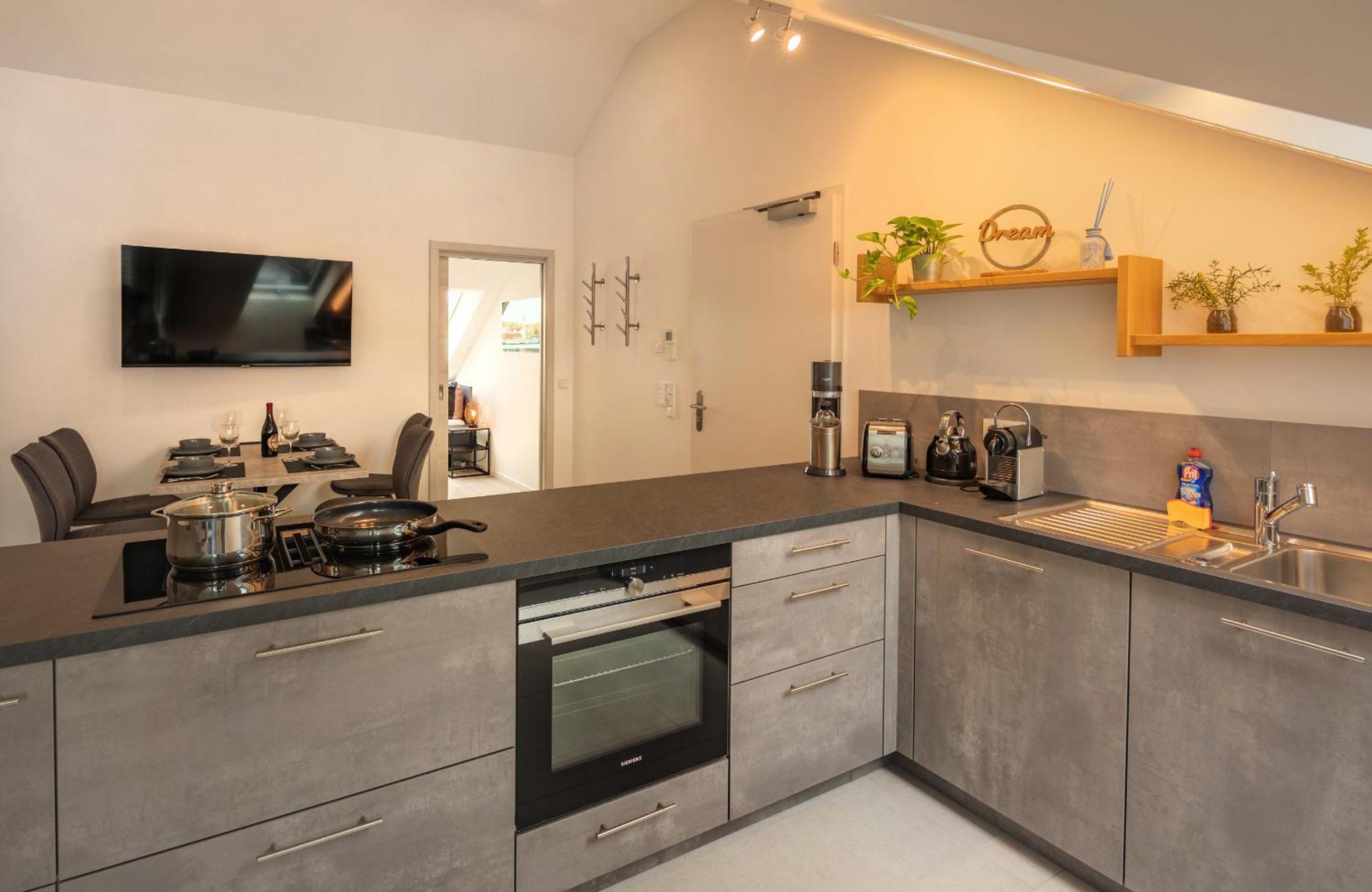 Sweethome - Poing Apartments Kültér fotó