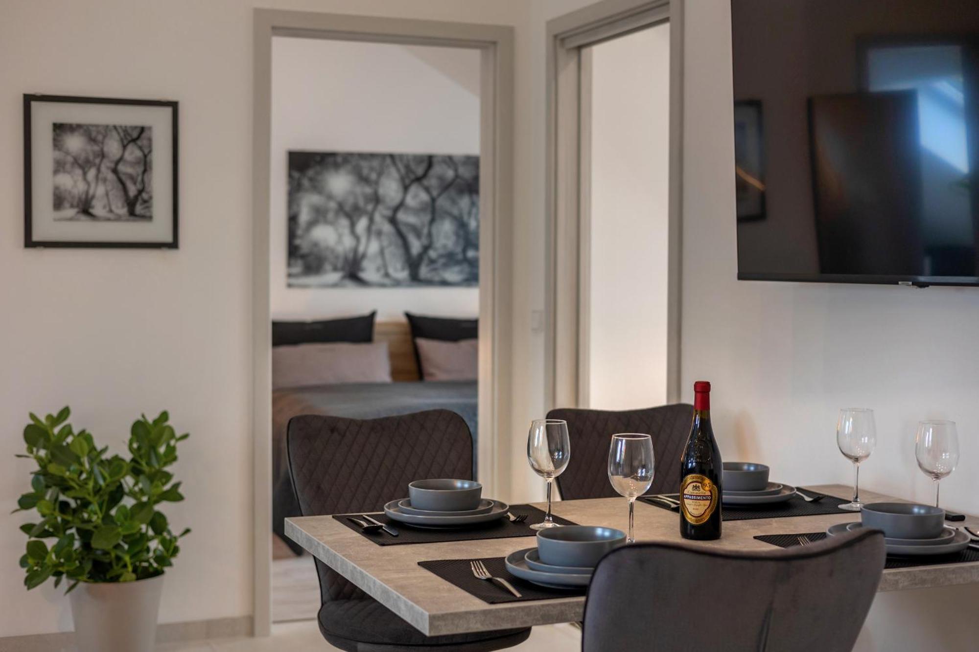 Sweethome - Poing Apartments Kültér fotó